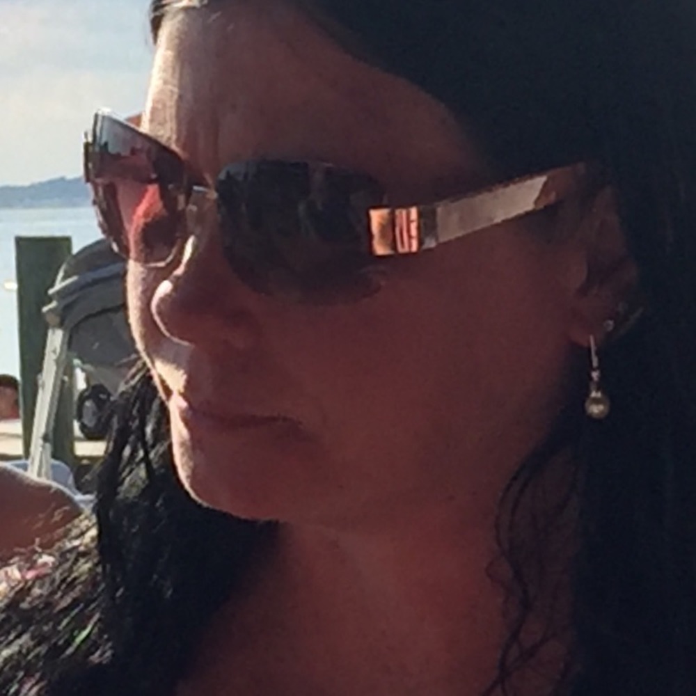 Meet your Posher, Christine - Picture 1 of 1